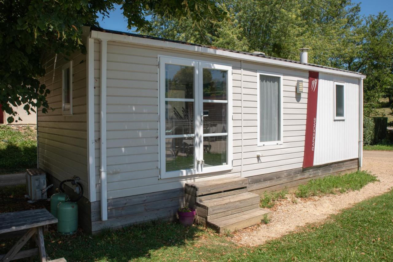 Camping Du Sevron Saint-Etienne-du-Bois  エクステリア 写真