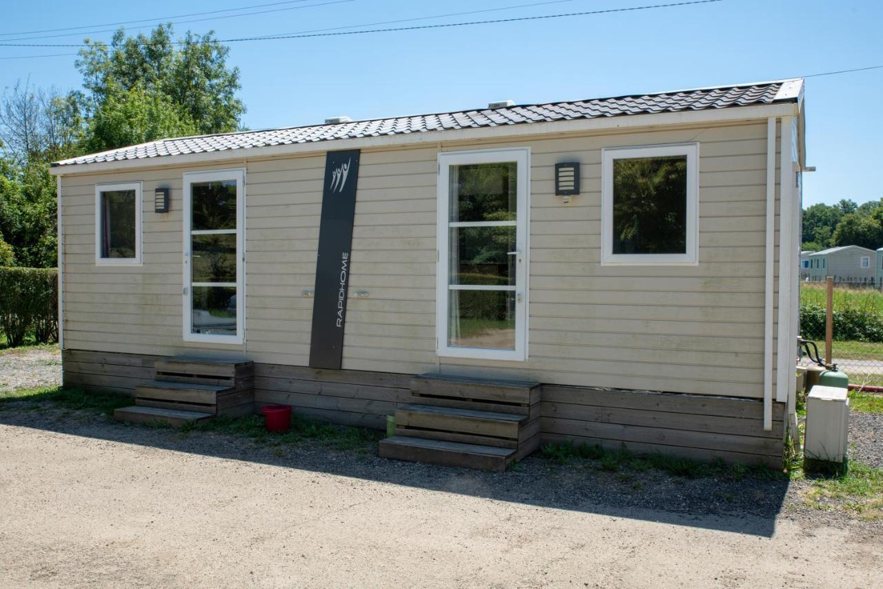 Camping Du Sevron Saint-Etienne-du-Bois  エクステリア 写真